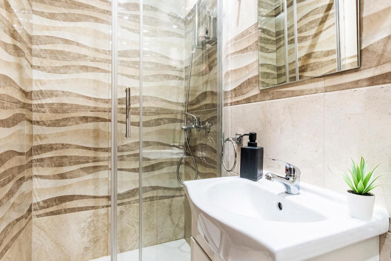 Hostal Rincon De Sol - Centro Madrid - Self Checkin Εξωτερικό φωτογραφία